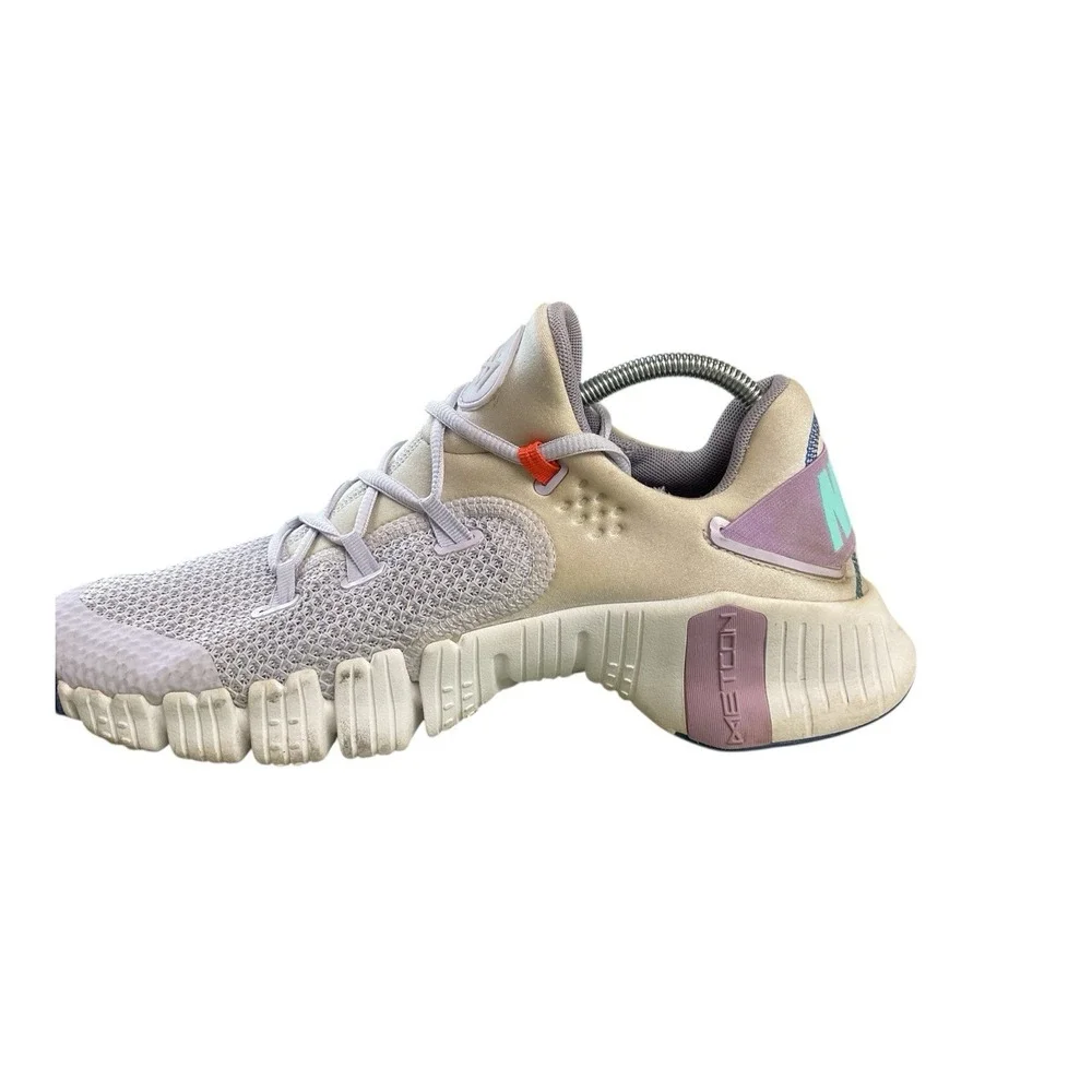 Nike Womens Free Metcon 4 CZ0596-515 Purple Running Shoes Sneakers‎ Size 12